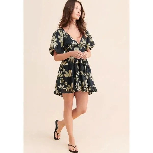 Free People Bohemian Floral Flutter Sleeve Perfect Day Printed Mini Dress Medium - Image 14
