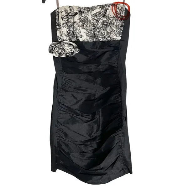 Mystic Black Dress Strapless Y2K - Image 9