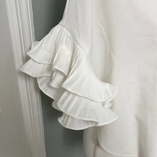 Ontwelfth Elegant White Ruffle Sleeve Top Size Small‎ - Image 2