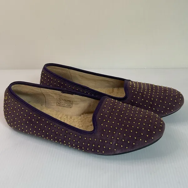 UGG Australia Purple Suede Studded Sheepskin Flats Women’s 6.5 Slip On Loafers - Image 4