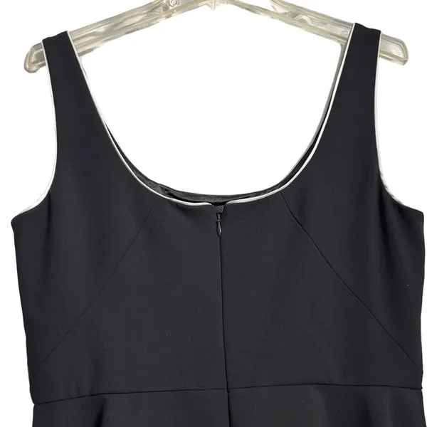 White House Black Market Black and White Mini Dress - Image 8