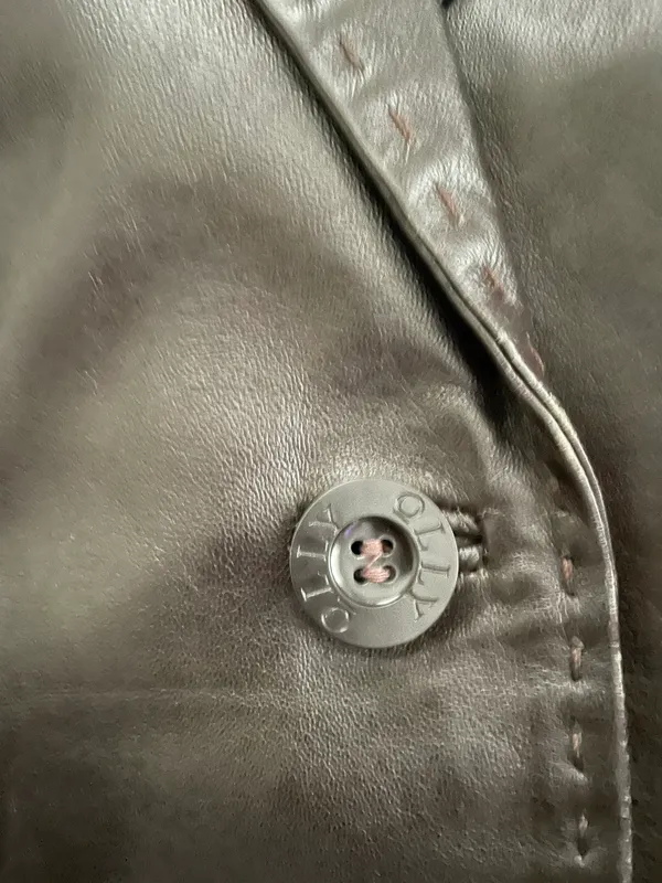 Olly Vintage  100% Leather Jacket - Image 2