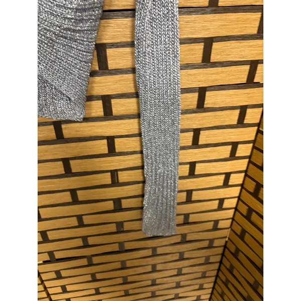 Superdown‎ Gray Metallic Top Size Small - Image 4