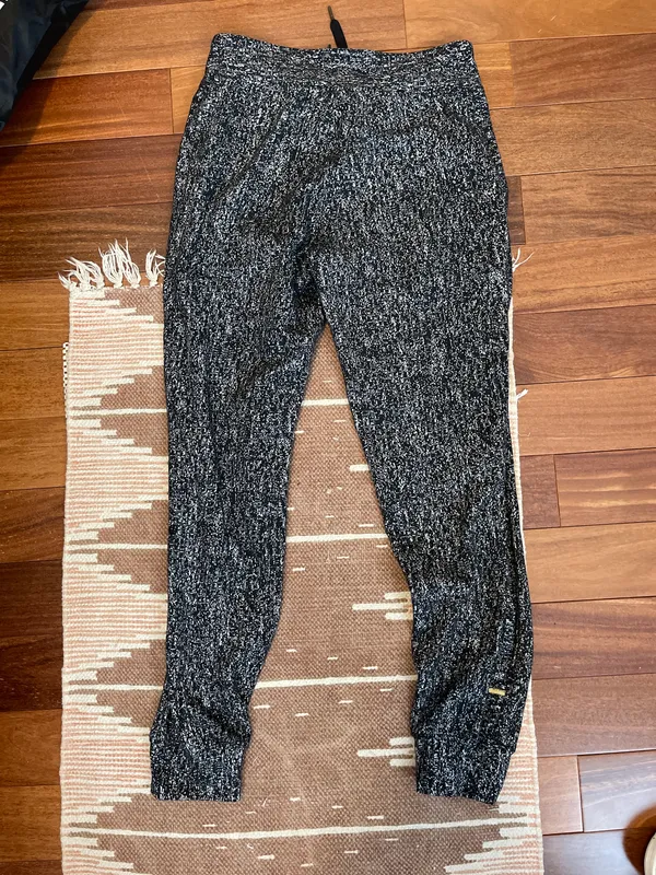 Lululemon Joggers - Image 3