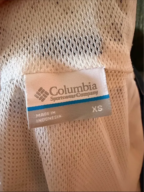 Columbia Rain jacket - Image 3