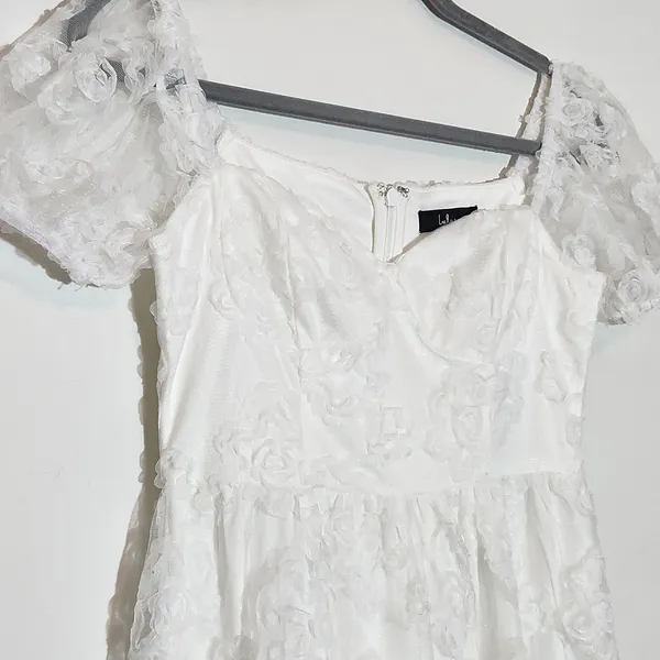 Lulus White Floral Midi Cocktail Dress NWT Size Small White Cocktail Dress - Image 7