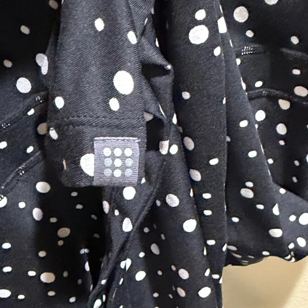 Title Nine Size Medium Black Dress with White Polka Dots - Image 7