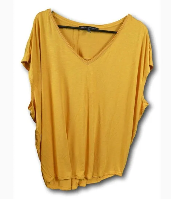 White House Black Market Jetsetter Mustard Tee XL V-Neck NWT - Image 2