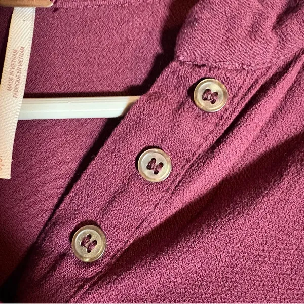Free People Easy Girl Bell Sleeve Henley Top Women’s S Blouse Maroon Boho Rayon‎ - Image 4