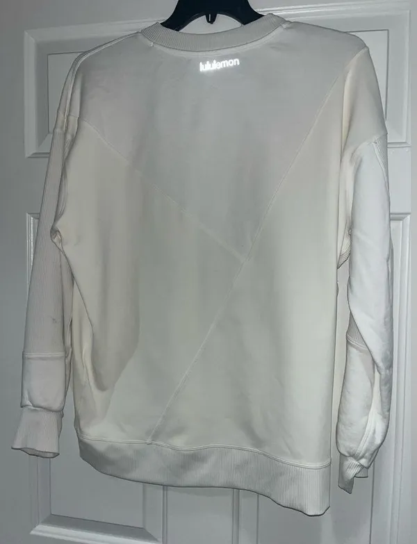 Lululemon crewneck - Image 2