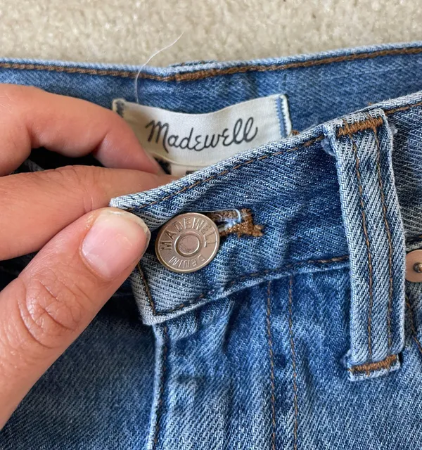 Cute Jean Denim Skirt With Pockets - Image 3