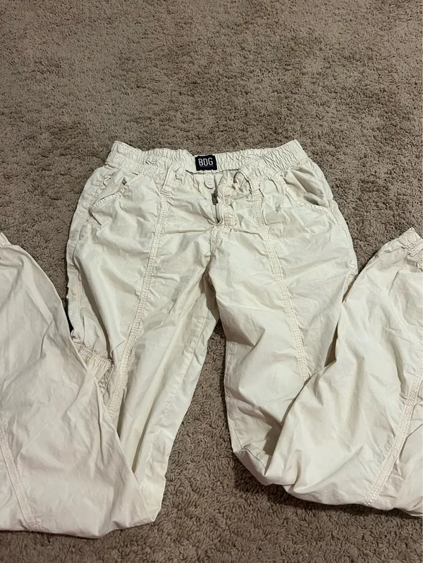 Urban Outfitters BDG Y2K Low-Rise Cargo‎ Pant Cream - Image 2