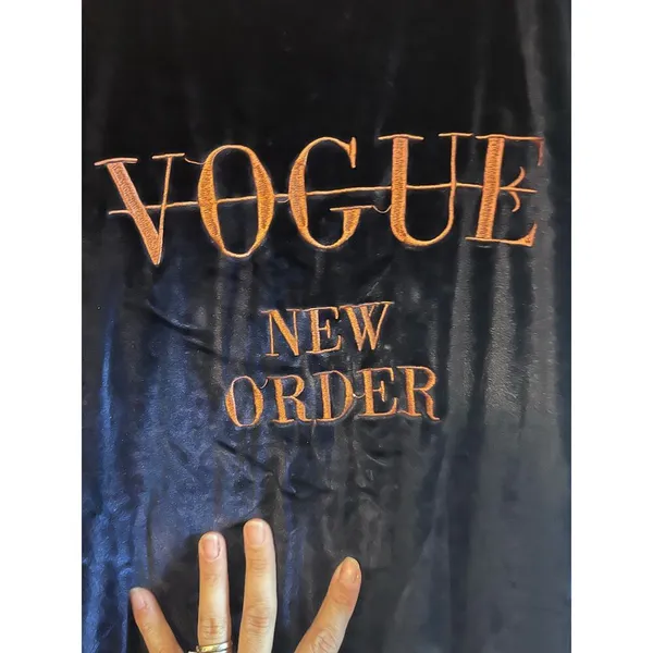 Patagonia sweater Vogue New Order navy blue velvet long sleeves size XL - Image 2