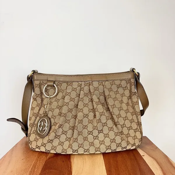 Pre-Owned Gucci GG Canvas Sukey Shoulder Bag‎ 296884 - Image 2