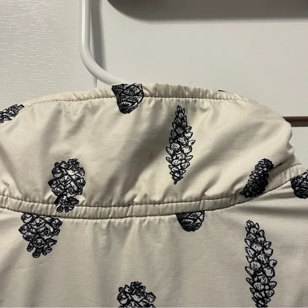 The North Face 1/2 Zip Fleece Patterned Pine-cone Jacket - Image 9