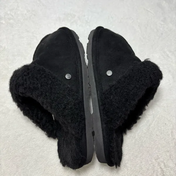 BearPaw vegan faux‎ fur Loki women black slippers Size 7 - Image 6