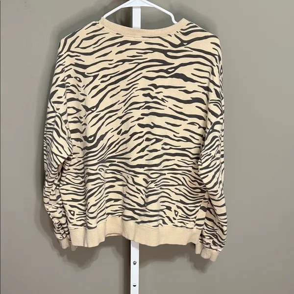 Easel S Zebra Print Sweatshirt Cream Black Animal‎ Print Cozy Trendy Lounge - Image 7