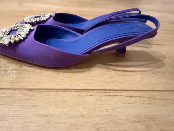 Zara kitten heel with embellishment low heel - Image 2