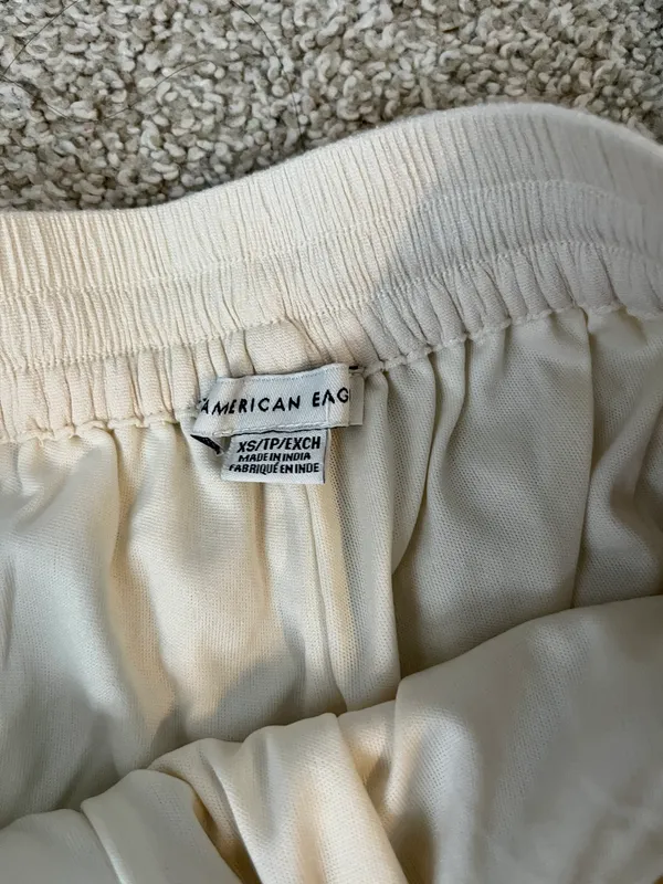 American Eagle Shorts - Image 4