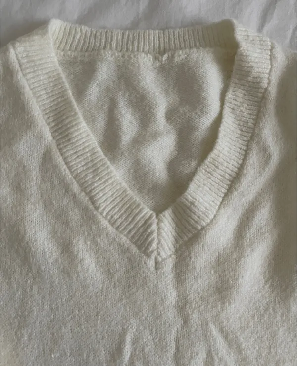 V - Image 3
