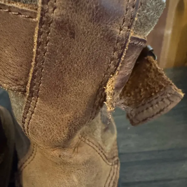 Sorel Tan and Brown Boots women’s 9 - Image 4
