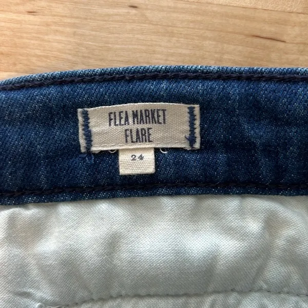 Madewell Mid-Rise Flea Market Flare Jeans, 24 - Image 11