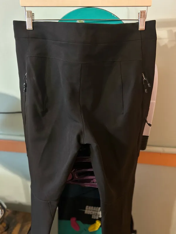 Patagonia waterproof ski/SC cross country ski pants - Image 4