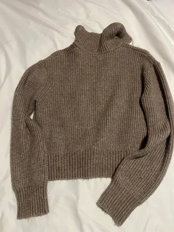 sweater - Image 2