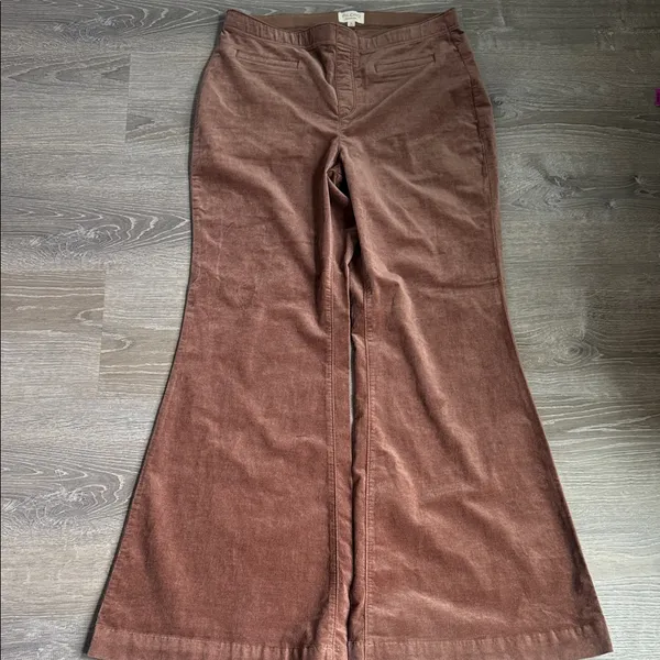 Anthropologie Pilcro Pull-On Mid-Rise Velvet Retro Flare Pants 32 - Image 2