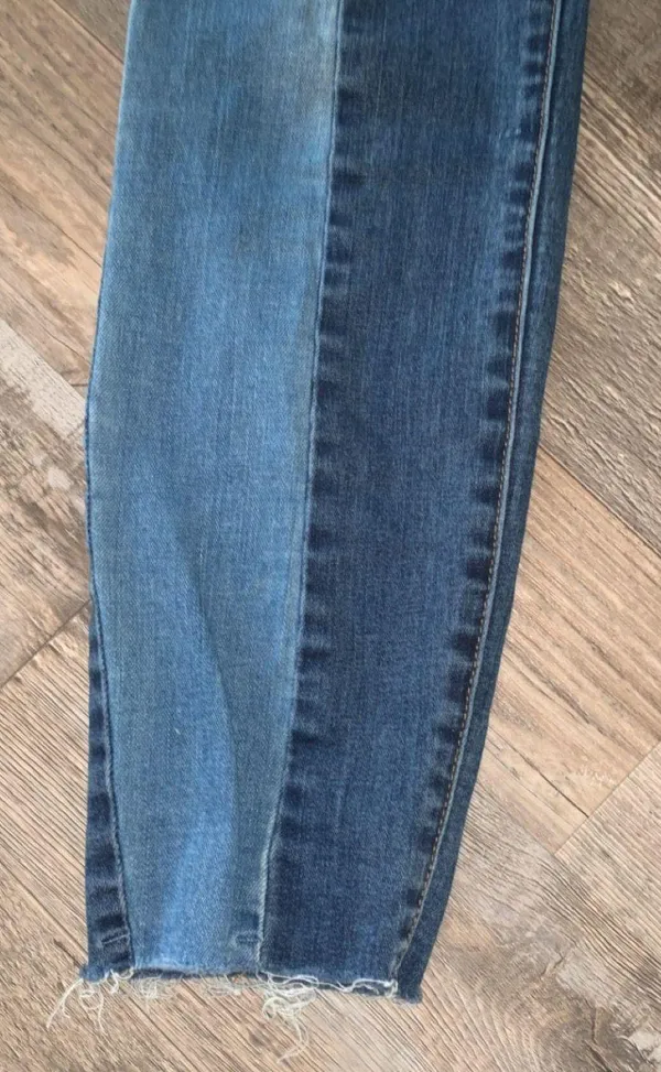 PacSun Jeans Size 27 Two Toned Size 4 - Image 3