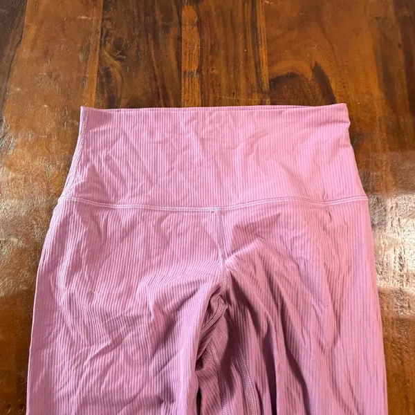 Lululemon High Rise Ribbed Leggings Mauve Pink Size 8 Activewear Yoga Pants - Image 5