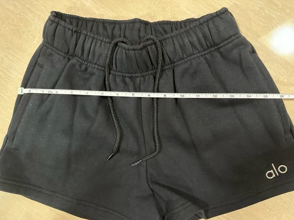 Alo Accolade Short black size Small - Image 6