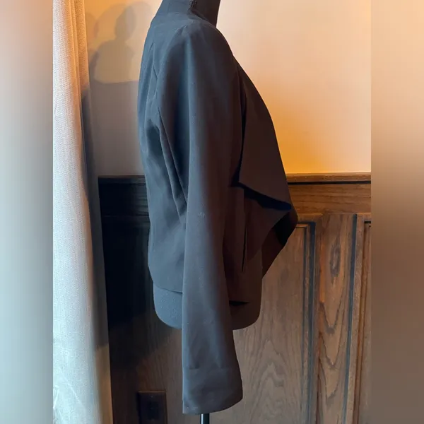 Bagatelle black Jacket size small - Image 5