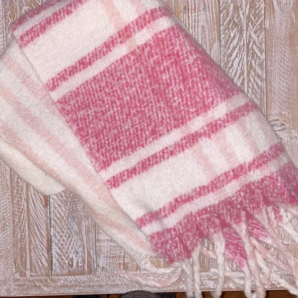 Free People 💗 Gemini Plaid Blanket Scarf💗~petal pink🌷 - Image 5