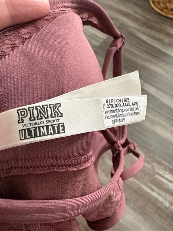 Victoria’s Secret Sports Bra Small - Image 5
