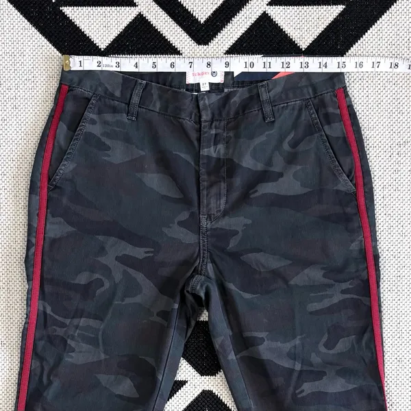 Sundry x Anthropologie Side Trim Camo Le Soleil Pants in Charcoal Size 27 - Image 7