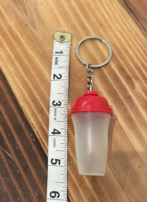 Vintage Tupperware Mini Key Chain Quick Shake Cup Tumbler Lid Pill Container Red - Image 7