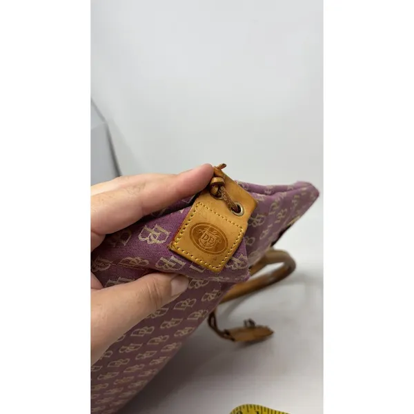 vintage dooney and bourke pink DB signature shoulder bag WEAR TO CORNERS , Y2K - Image 9