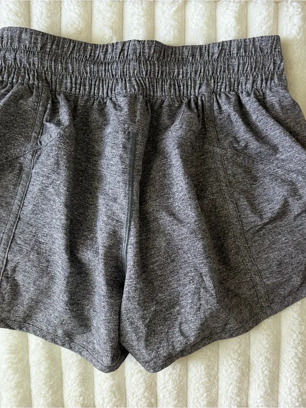 lululemon athletica Heathered Charcoal Athletic Shorts with Zipper Pocket 4” - Image 5