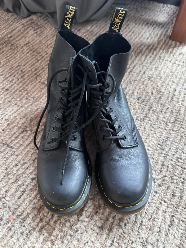 Dr. Martens 1460 WOMEN'S PASCAL VIRGINIA LEATHER BOOTS - Image 2