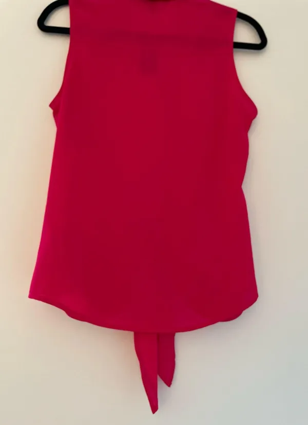 Express Top Women’s Medium - Image 8