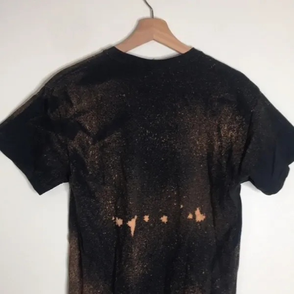 Gildan Halloween‎ bleached lips and pumpkin tongue T-shirt size medium - Image 9