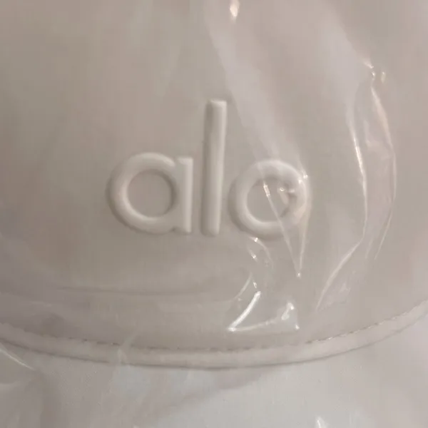 ALO Yoga NWT Performance Eclipse Visor White - Image 6