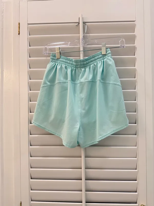 Lululemon Hotty Hot High Rise Shorts Size 2 Mint Blue - Image 4