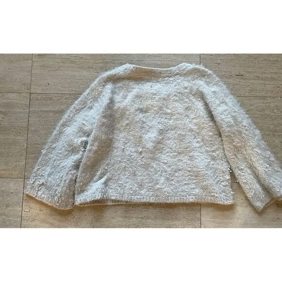 Cozy White Fuzzy‎ Cropped Sweater Long Sleeve Textured Knit Top size M - Image 6