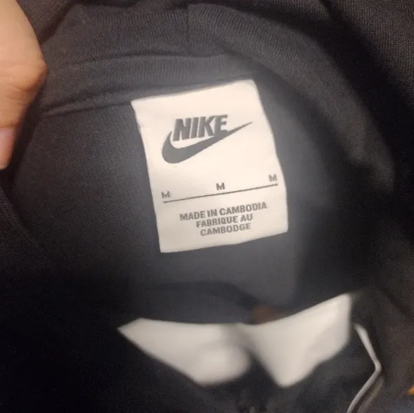 Nike Black Zipper Hoodie - Image 3