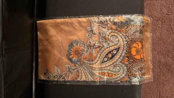 4-Pack 35" Satin Head Scarves - Silk-like Hair Bandanas - Image 4