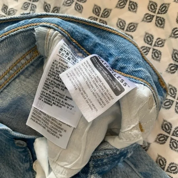LEVI’S wedgie straight light wash jeans - Image 6