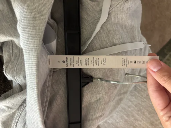 Lululemon Joggers - Image 3