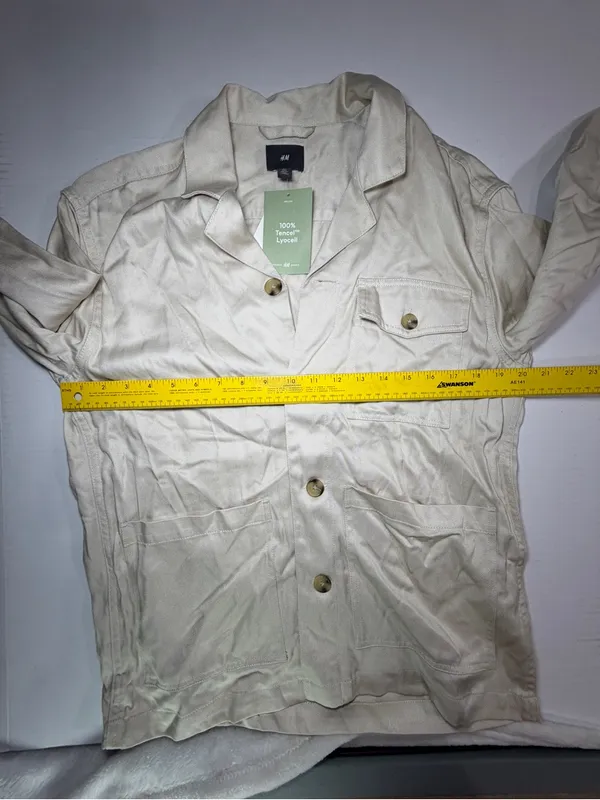 H&M Cream Button-Front Blazer Jacket oversized, could fit medium - Image 5
